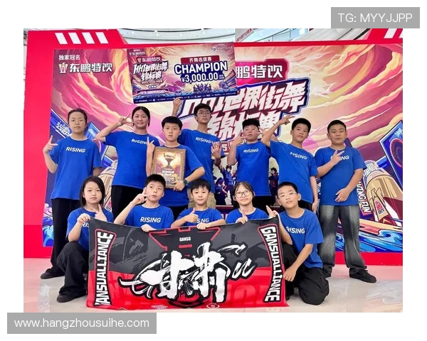 上海街舞队在世界攀岩锦标赛中以87分高居积分榜首位 上海街舞队在世界攀岩锦标赛中以87分高居积分榜首位