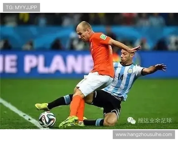 武汉足球队阵地战革新探讨：战术创新与球队未来发展路径分析