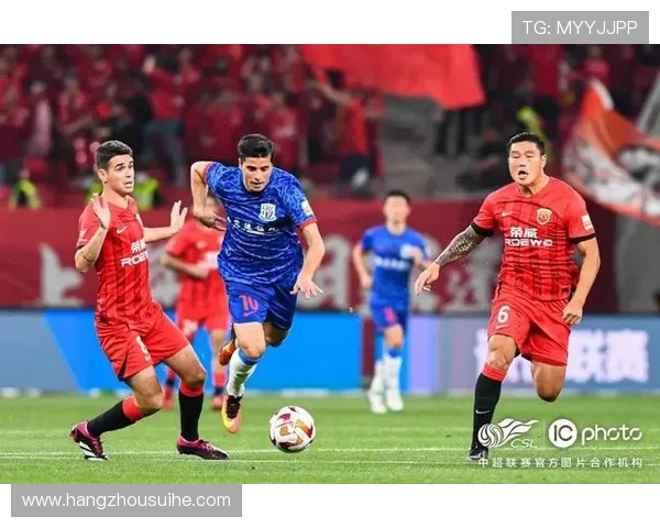 克雷泰伊主场迎战欧塞尔期待精彩对决与激烈竞争 克雷泰伊主场迎战欧塞尔期待精彩对决与激烈竞争