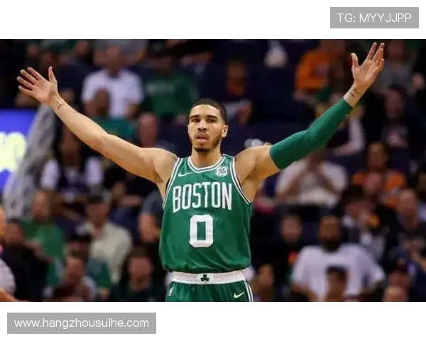 凯尔特人与骑士的精彩对决图解分析与赛场亮点回顾