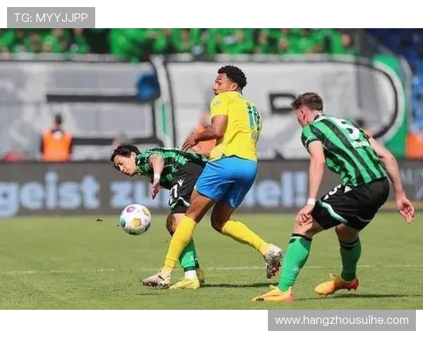 基尔队与汉诺威96的精彩对决分析与赛季展望