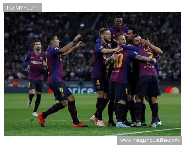 巴萨与热刺对决精彩回顾及比赛分析全景呈现 巴萨与热刺对决精彩回顾及比赛分析全景呈现