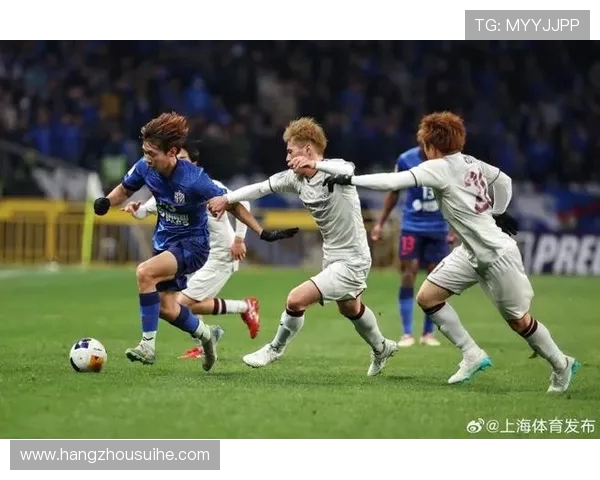 神户胜利船与大阪钢的激烈对决展现足球魅力与团队精神的巅峰较量 神户胜利船与大阪钢的激烈对决展现足球魅力与团队精神的巅峰较量