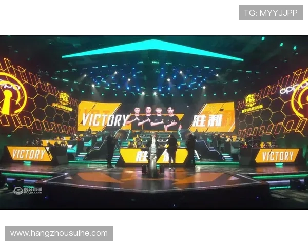 FPX以84分稳居大师赛积分榜首位其他战队紧随其后争夺名次